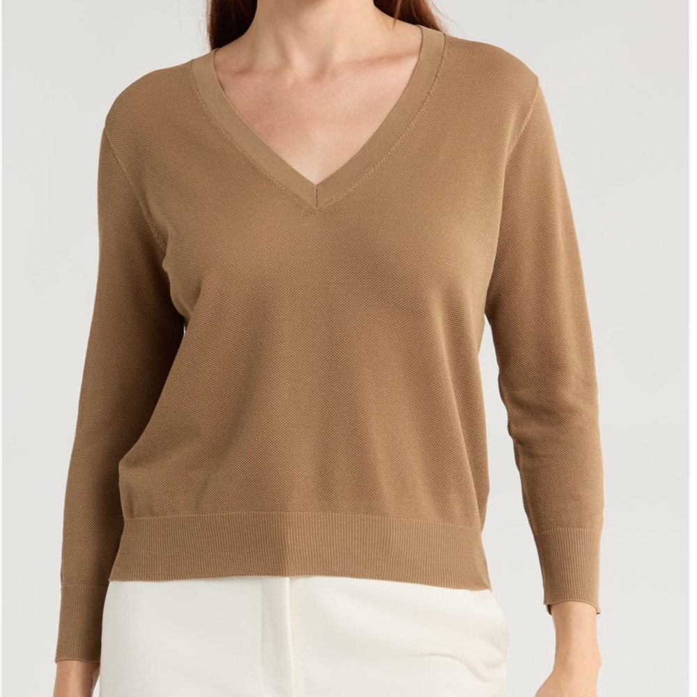 Vince Women's Camel V-Neck Sweater